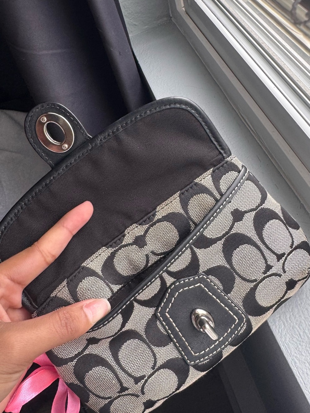 Coach Black and Cream Signature Wristlet with Turn-Lock - Picture 5 of 8